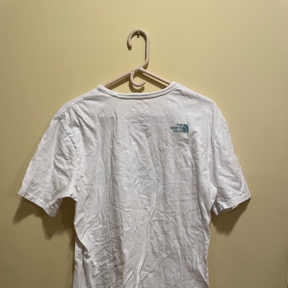 Nice north face shirt - Picture 1 of 2